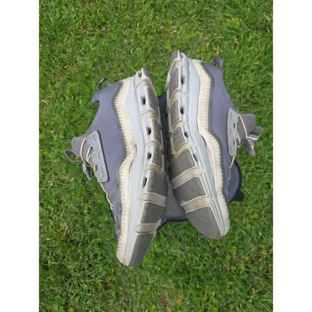 On Running Cloudaway Grey Beige Travel Sneakers Mens 13 CloudTec Toggle Lace